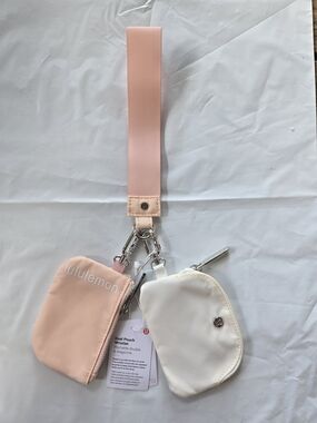 lululemon Dual Pouch Wrislet PASTEL PINK AND CREAM